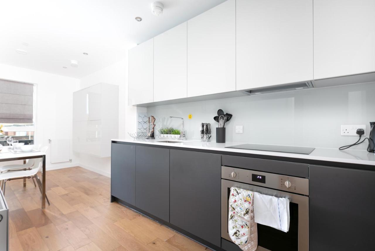 Skyvillion - Olympic View London Stratford Apartment Eksteriør bilde