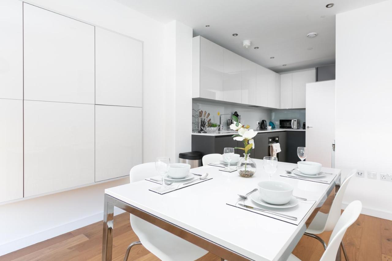 Skyvillion - Olympic View London Stratford Apartment Eksteriør bilde